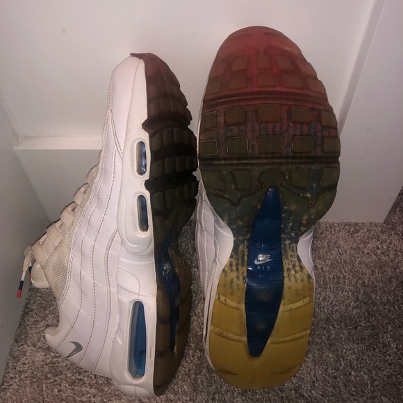 Air max 95 triple white - Picture 4 of 7